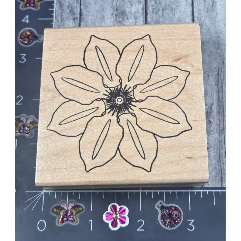 The Artful Stamper Clementine Flower Rubber Stamp Wood #B27